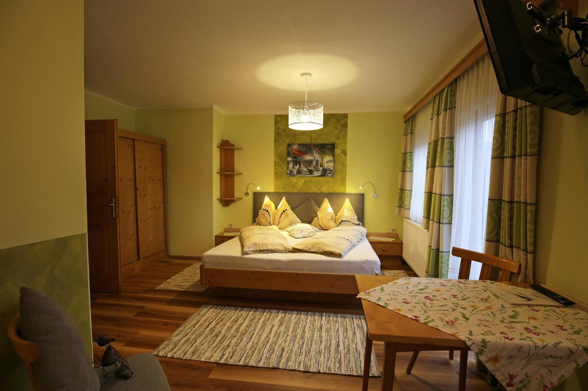 Haufhof-Pension Am Bauernhof, Haus Im Ennstal Bei Schladming المظهر الخارجي الصورة